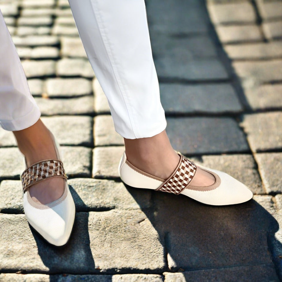 Chic Ladies Pointed Toe Sandals - Pexav