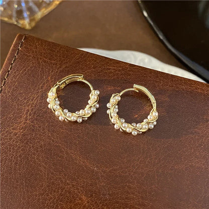 Subtle Pearl Earrings - Isla-Nora Luxe
