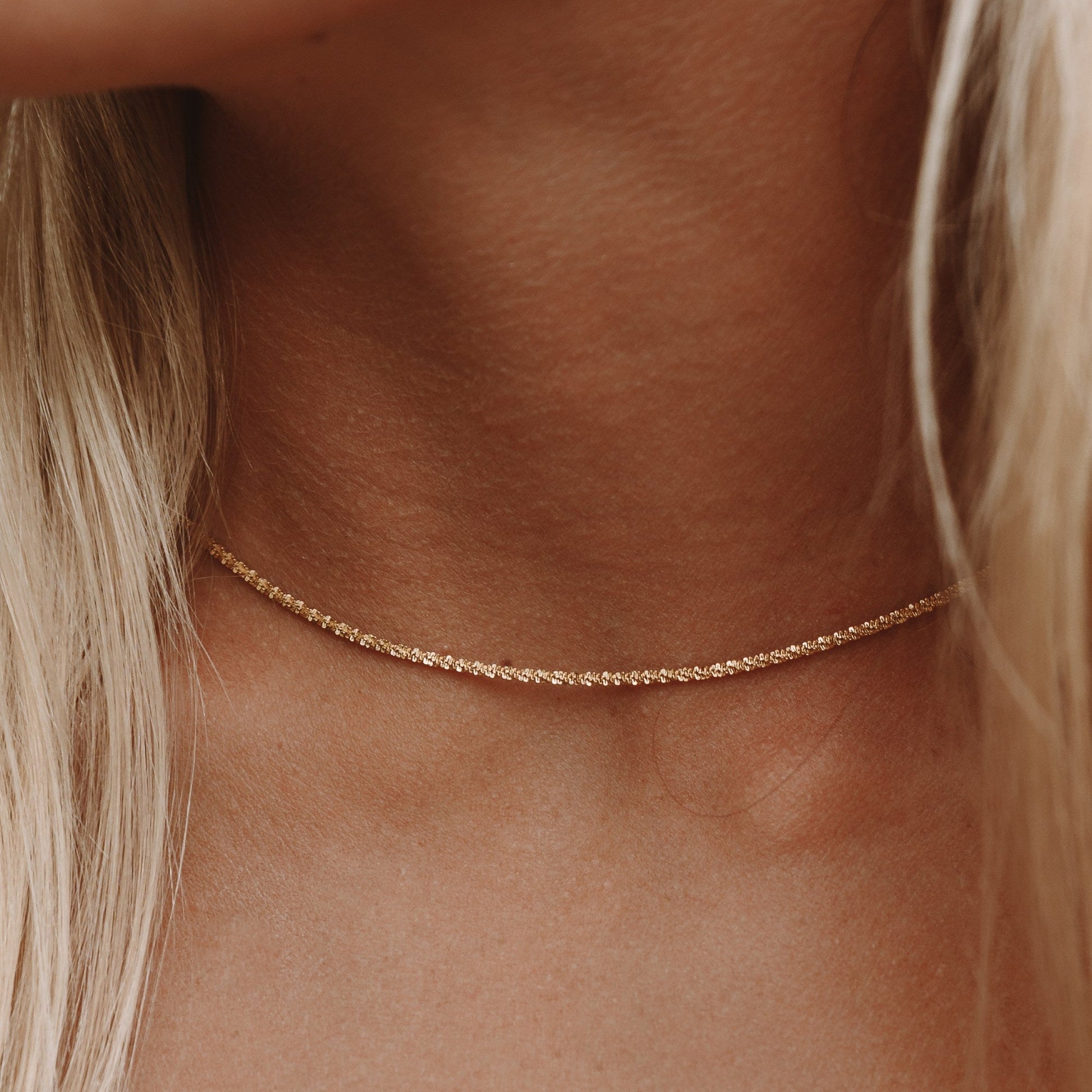 Elegant Amaya Chain Necklace - Pexav