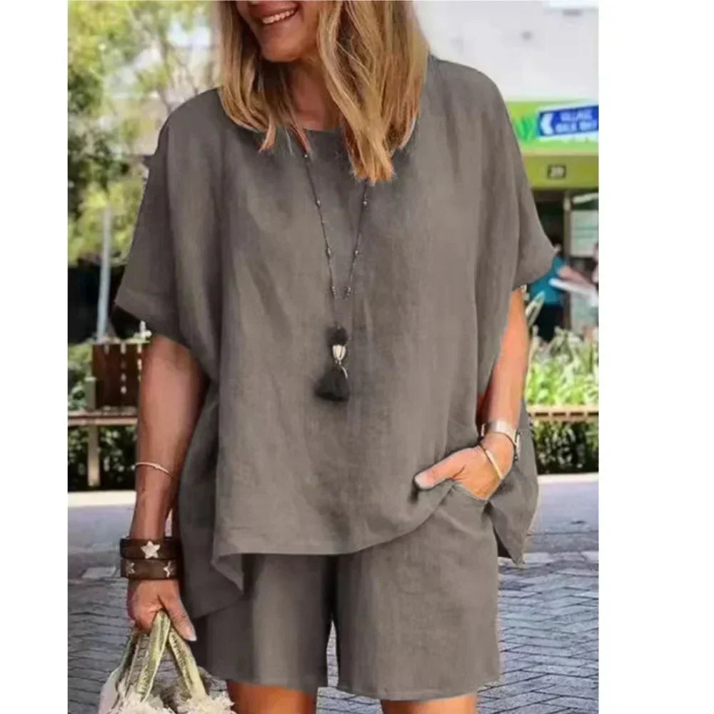 Chic Linen Shorts Summer Outfit for Women - Pexav