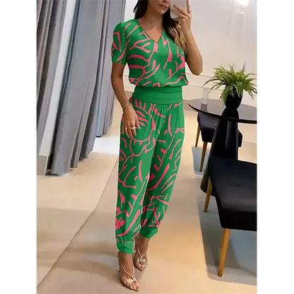 Trendy women's jumpsuit with short sleeves & wide legs – Alina-Green-S-Nora Luxe