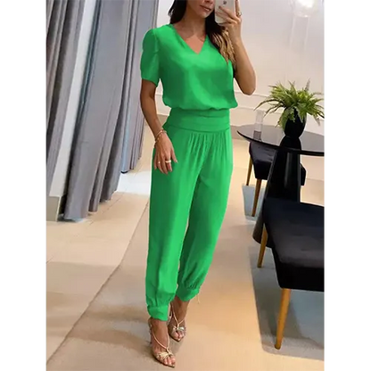 Trendy women's jumpsuit with short sleeves & wide legs – Alina-Light green-S-Nora Luxe
