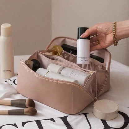 Premium Travel Cosmetics Pouch - Olytrend