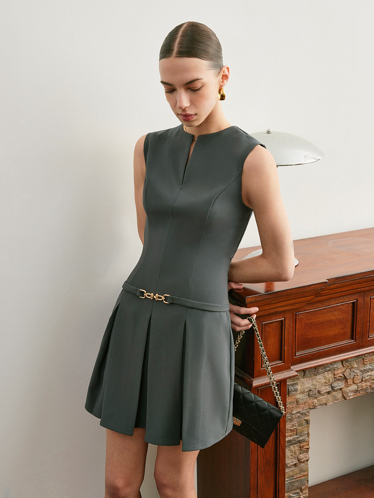 Flattering Waist Pleated V Neck Dress