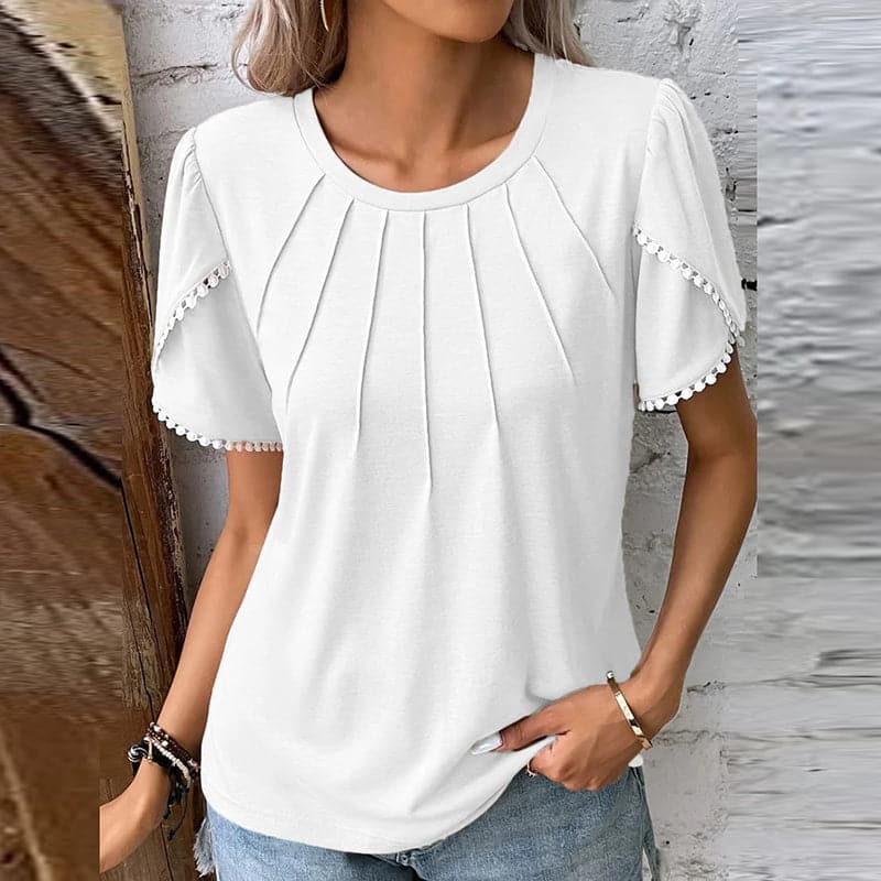 Feminine Cotton Blouse with Puffy Sleeves and Round Neck