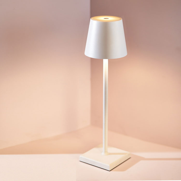 Portable LED Desk Light - Scandiglow - Pexav