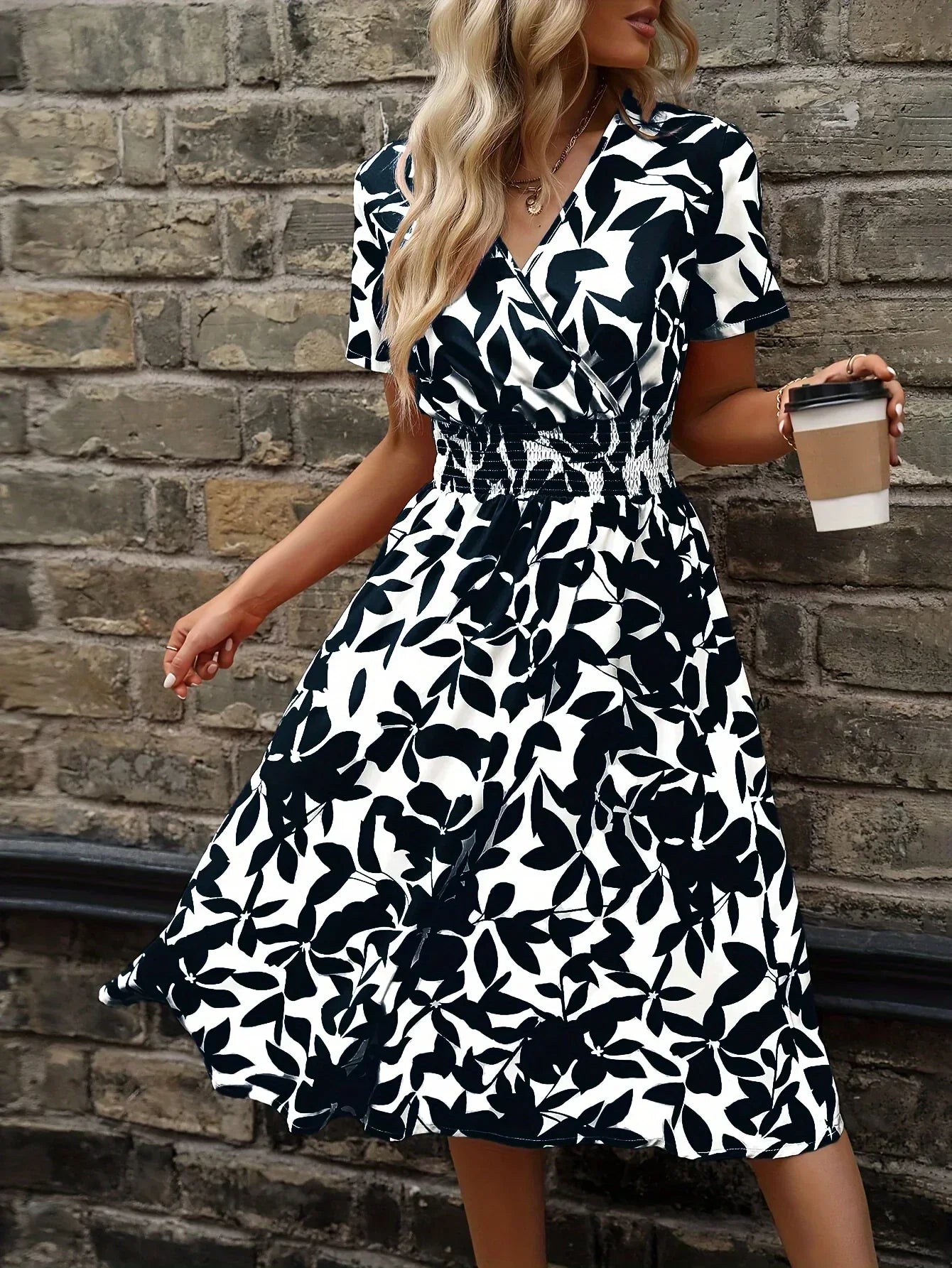 Elegant Floral Print Wrap Dress - Pexav