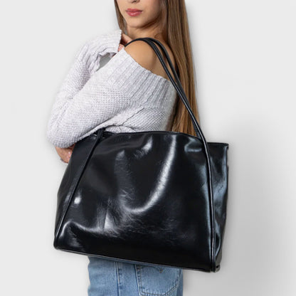 Trendy Year Round Women's Apparel